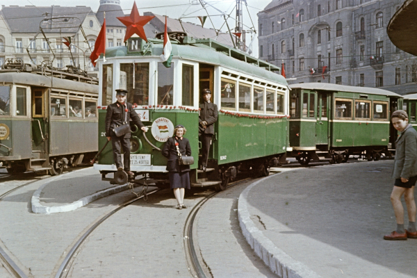 Móricz Zsigmond körtér, HÉV, fortepan, bélyegkép